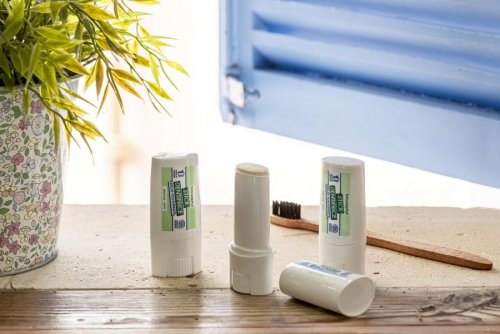 France's Bioseptyl launches a toothpaste stick