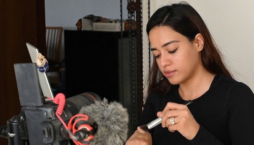India's 'brown beauty' make-up influencers go global