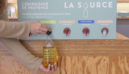 La Compagnie de Provence lance ses stations de recharge en boutique